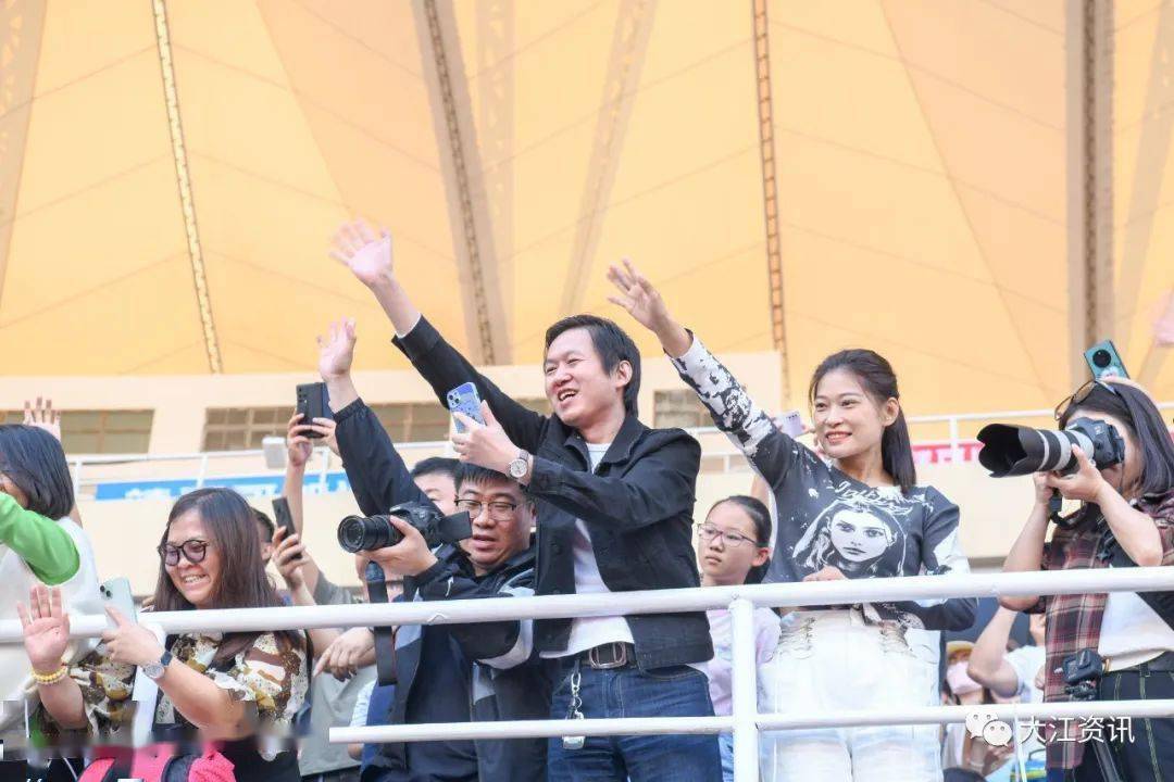 纽卡斯尔联VS利物浦直播_纽卡斯尔联VS利物浦AI超分画质增强直播_纽卡斯尔联VS利物浦直播独立音轨