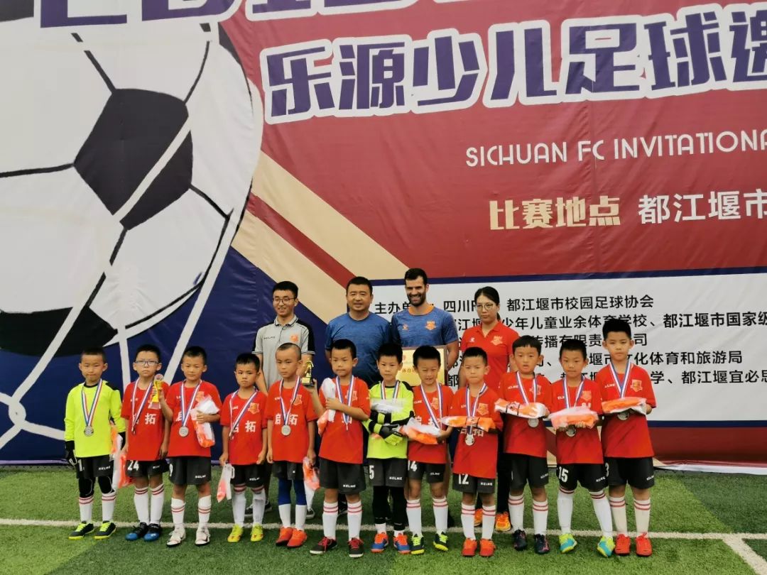 拜仁慕尼黑VS斯图加特直播_拜仁慕尼黑VS斯图加特弹幕全屏高清互动直播_拜仁慕尼黑VS斯图加特直播赛后回顾